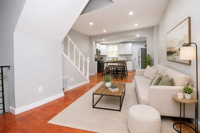 Photo - 882 N Fallon St
