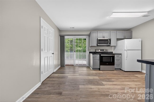 Photo - 2332 Eargle Rd