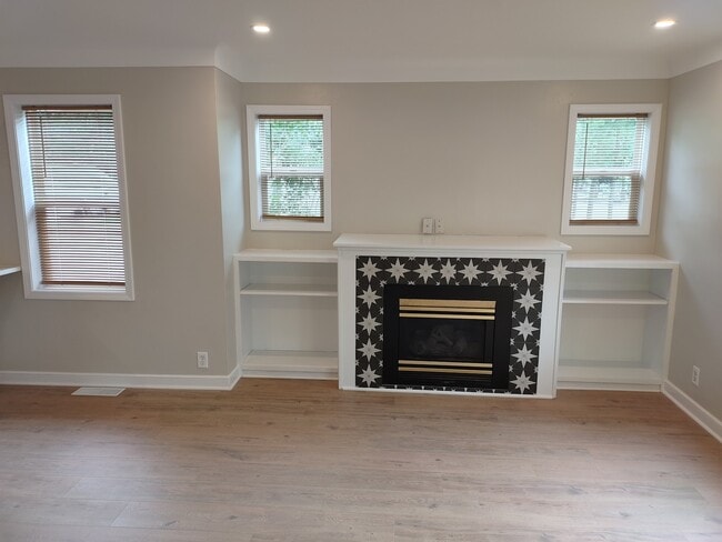 Photo - 1203 Central Ave N