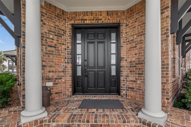 Photo - 722 Imperial Blvd