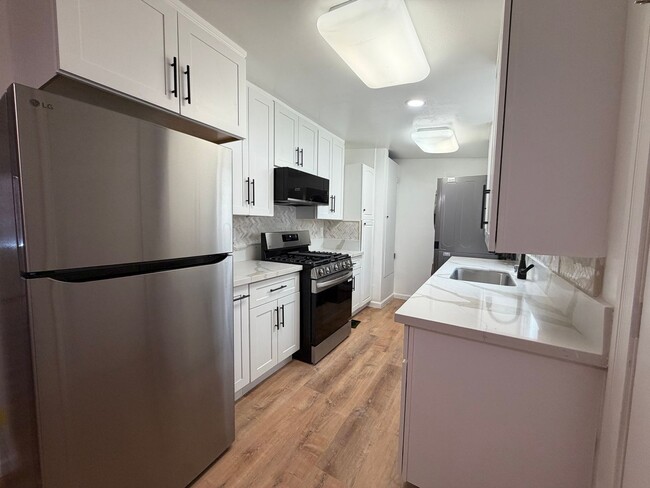 Photo - Beautiful 3 Bedroom/2 Bathroom Home for Rent/ $1800 Rent & $1800 Security Deposit