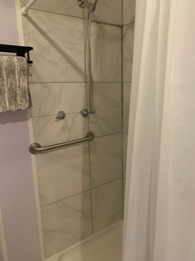 Photo - 275 Nalrie Cir