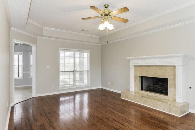 Photo - 1303 Dorchester Dr