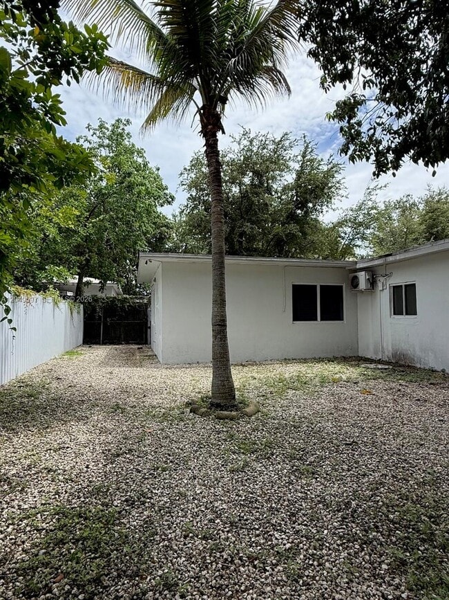 Photo - 6723 NE Miami Pl Unit 3