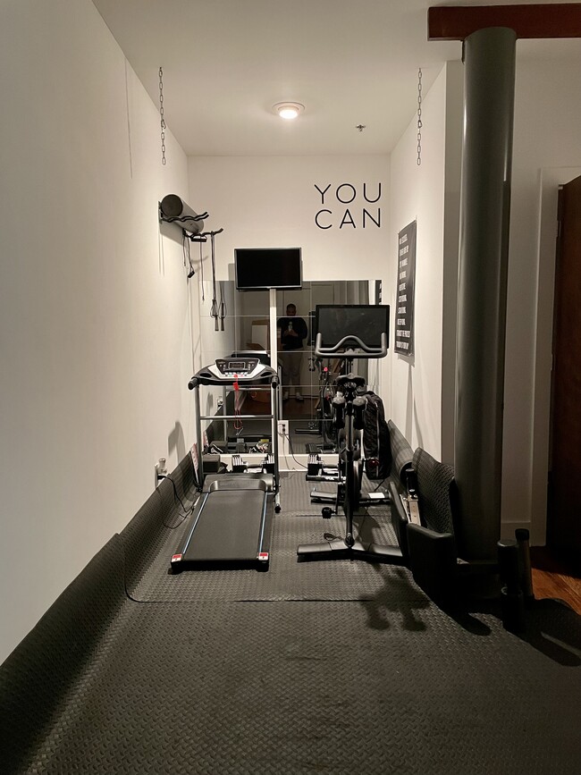 Photo - 1253 Caroline St NE Unit 222