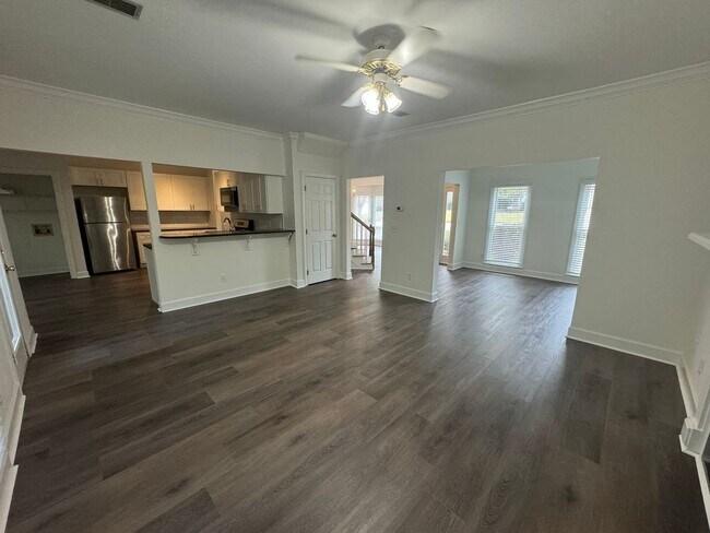 Photo - Updated House in Hampton Park!