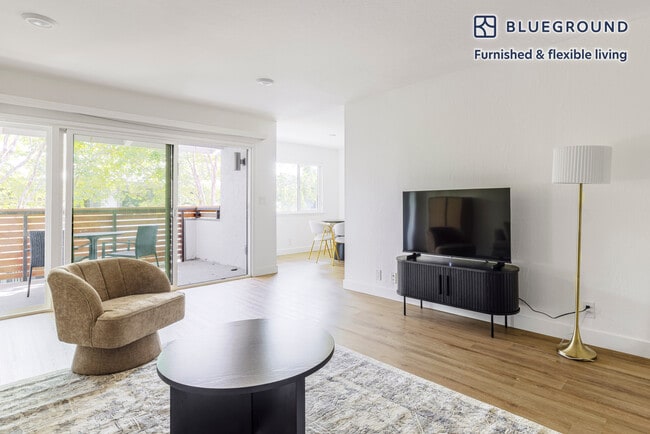 Photo - 20200 Lucille Ave Unidad FL2-ID1975