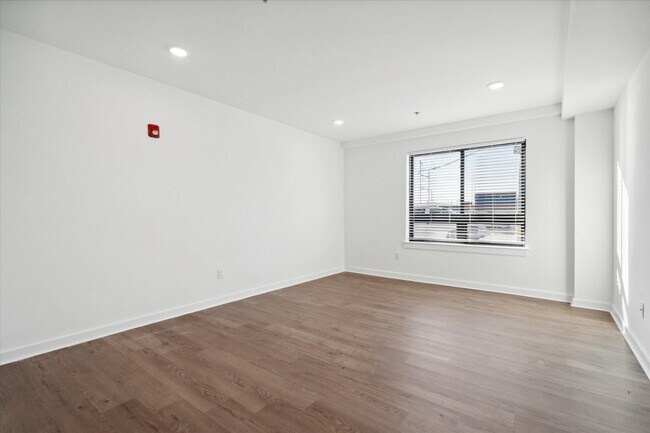 Photo - 1951 Point Breeze Avenue