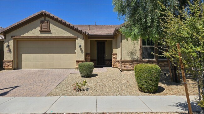 Photo - Newer neighborhood in Goodyear!  All appliances included!