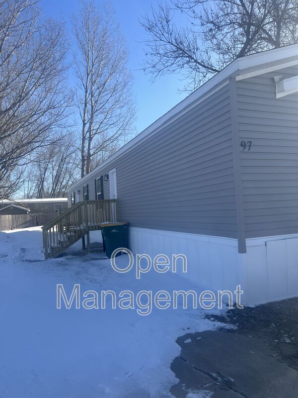 Photo - 825 1st Ave E