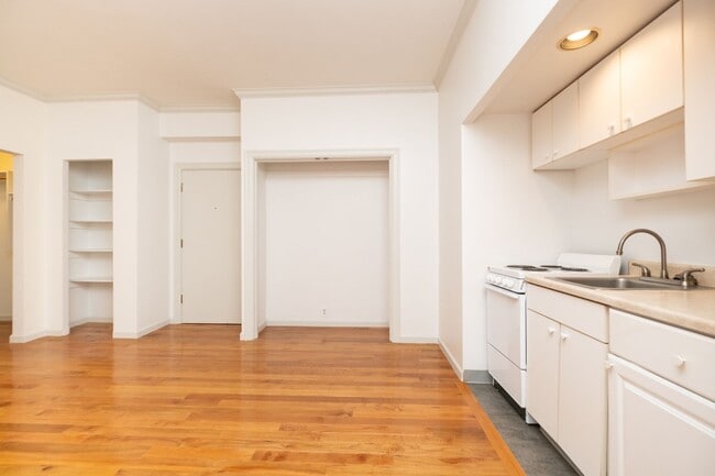 Photo - Beverly Alder Apartments