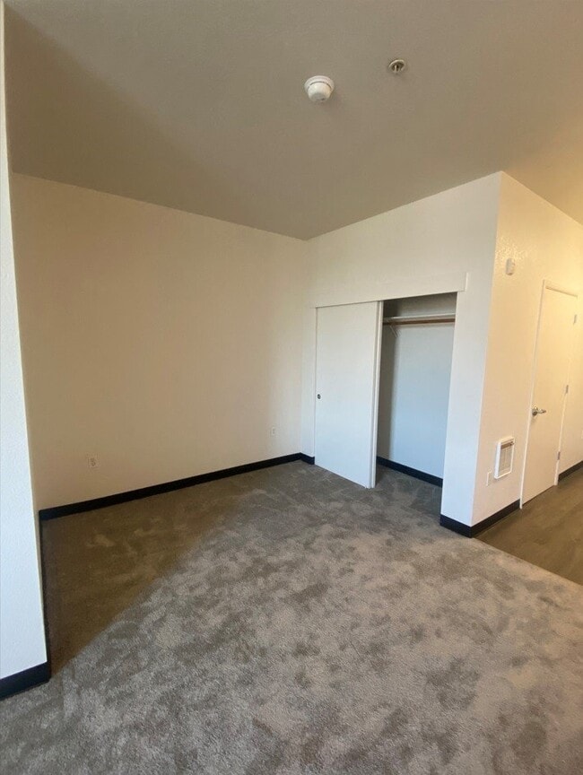 Photo - Miley Gardens at Eastmont- 55+ Senior Affo...