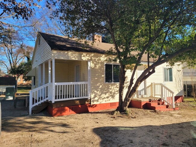 Photo - 123 Vinson Dr