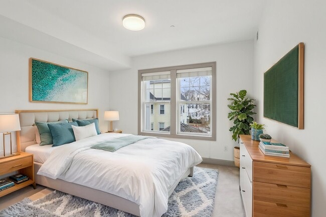 Building Photo - The Charles Rental