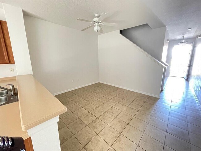 Photo - 5168 Regatta Dr