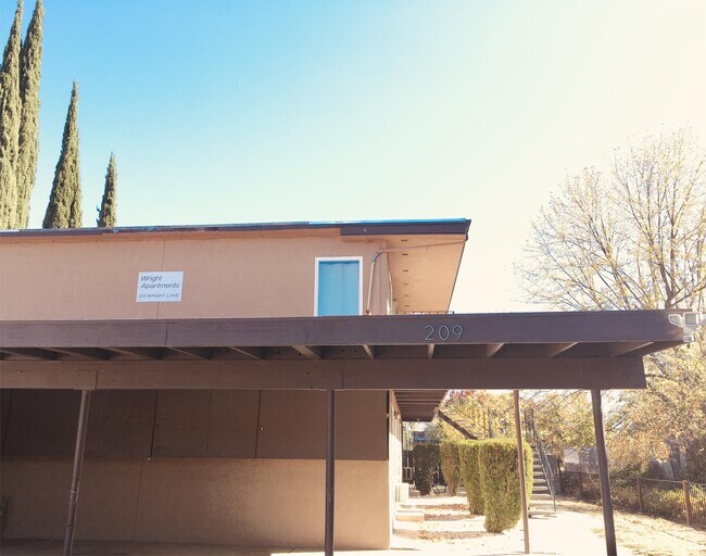 Photo - 209 Wright Ln