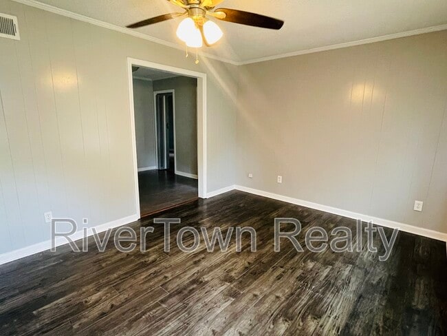 Photo - 6630 Embassy Cir