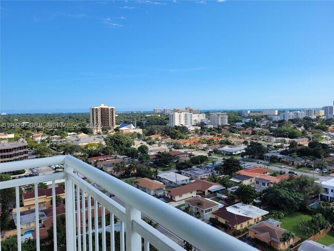 3000 Coral Wy Unit 1512