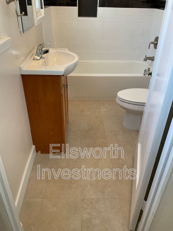 Photo - 3529 Park Blvd