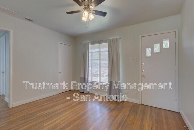 Photo - 815 Rittiman Rd