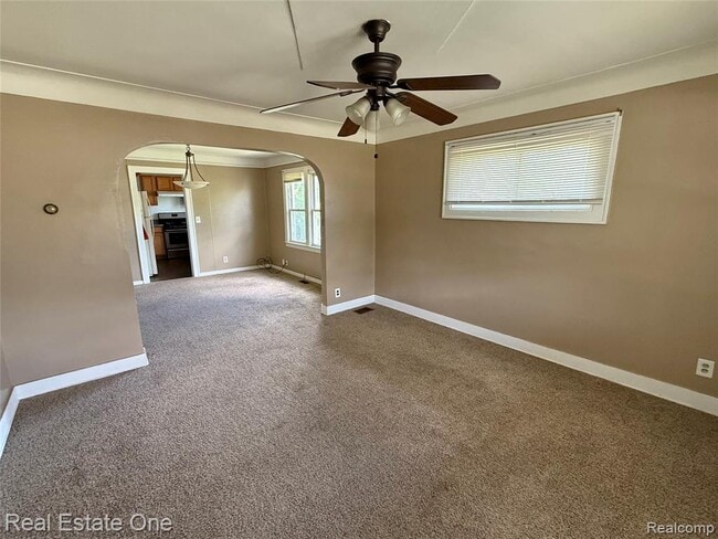 Photo - 5751 Drexel St