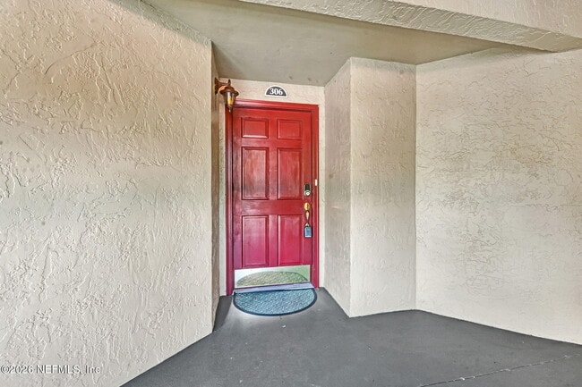 Building Photo - 2099 Winterbourne W Unit 306