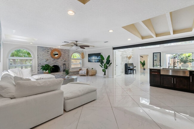 Photo - 501 Boating Club Rd Apartamento Unidad ID1281917P