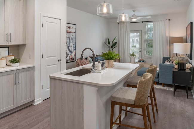 Essex Luxe Apartments