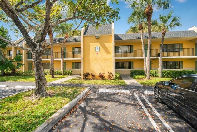 Photo - 516 Meadows Cir