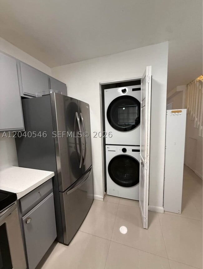 Photo - 2198 NE 167th St