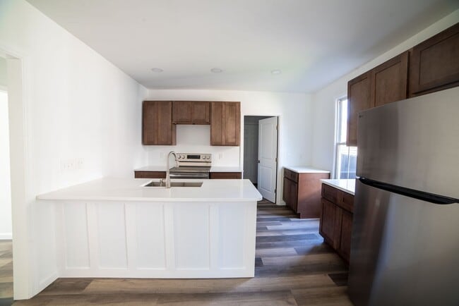 Photo - 107 N 13th St