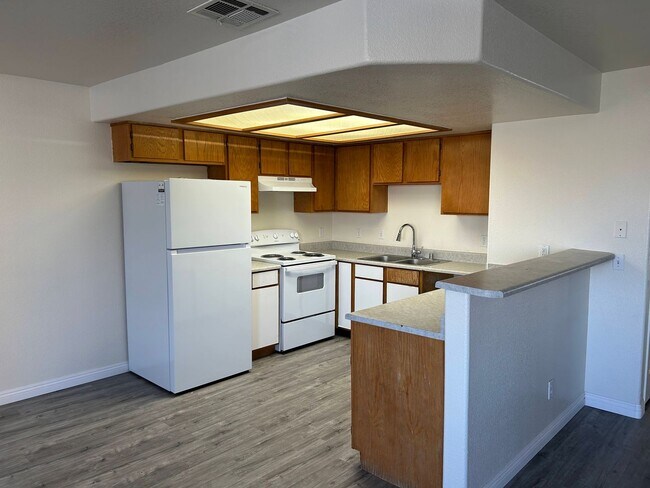 Photo - 2 Bed / 2 Bath Condo for Rent