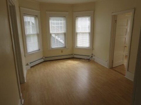 84 N Willard St