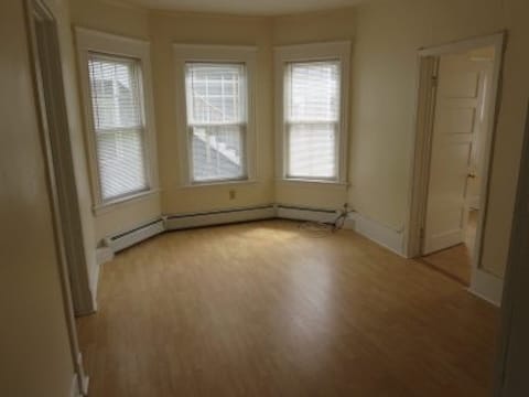 Building Photo - 84 N Willard St Unit 1