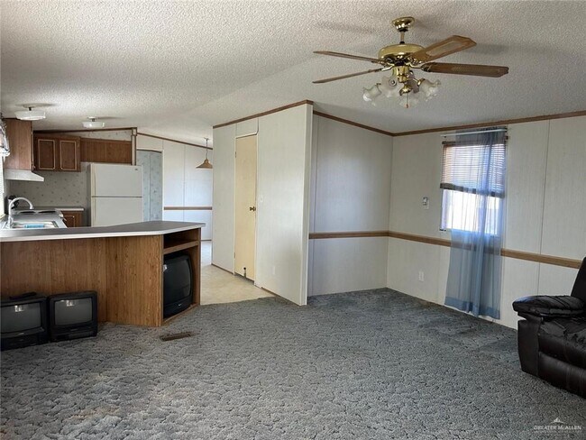 24951 Palmera Dr