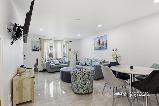 Photo - 731 W Elkcam Cir