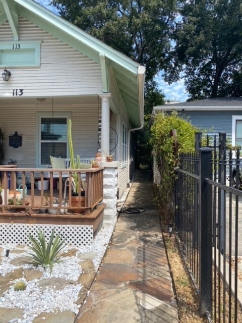 Photo - 113 W 5th St