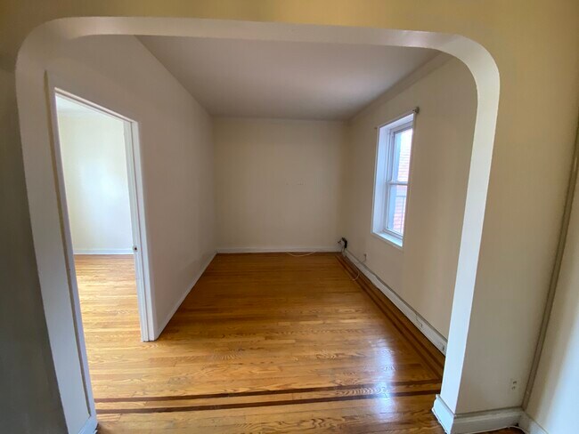 Photo - 20 Tonnelle Ave