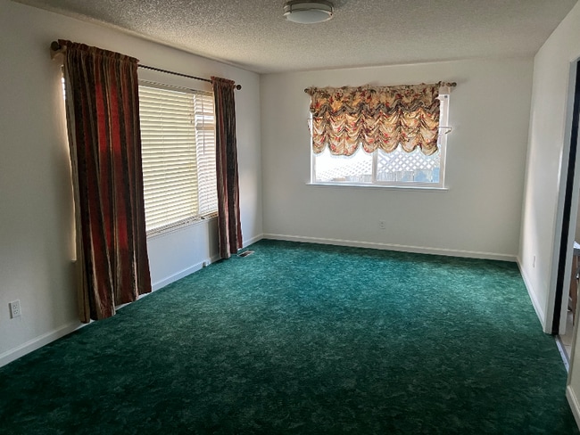 Photo - 1734 Mescal St