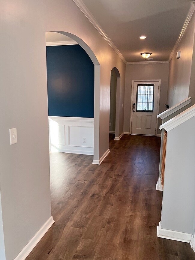 Photo - 300 Bracken Fern Rd