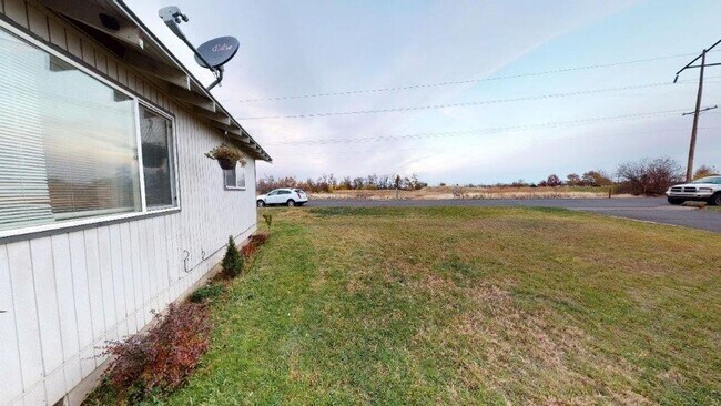 Photo - garrison2018 Unit 2016