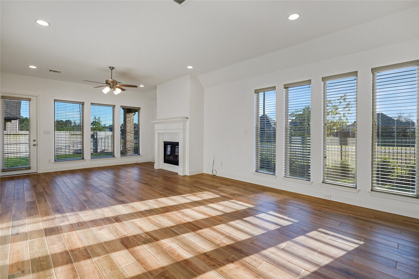 Photo - 15906 Golden Trails Ct