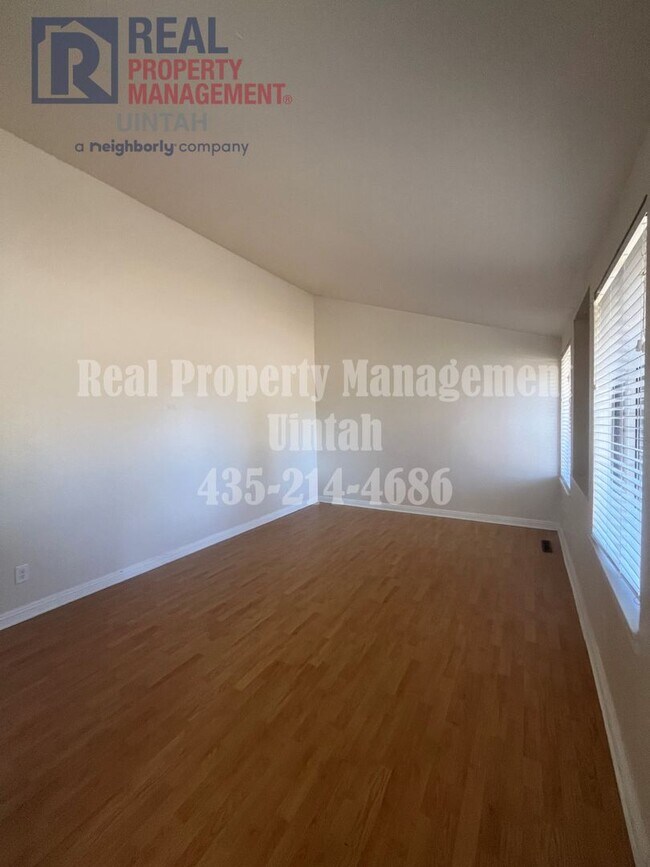 Photo - Cute 4 Bedroom 2-bathroom Home! MOVE IN SPECIAL!! $200 OFF YOUR FIRST MONTH'S RENT WHEN YOU SIGN ...