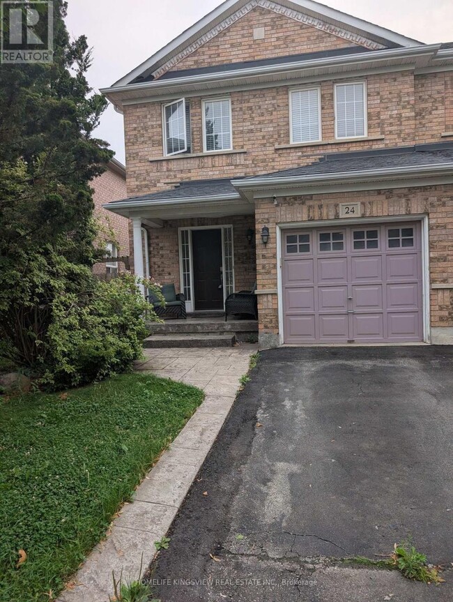 Photo - 24 Farthingale Crescent