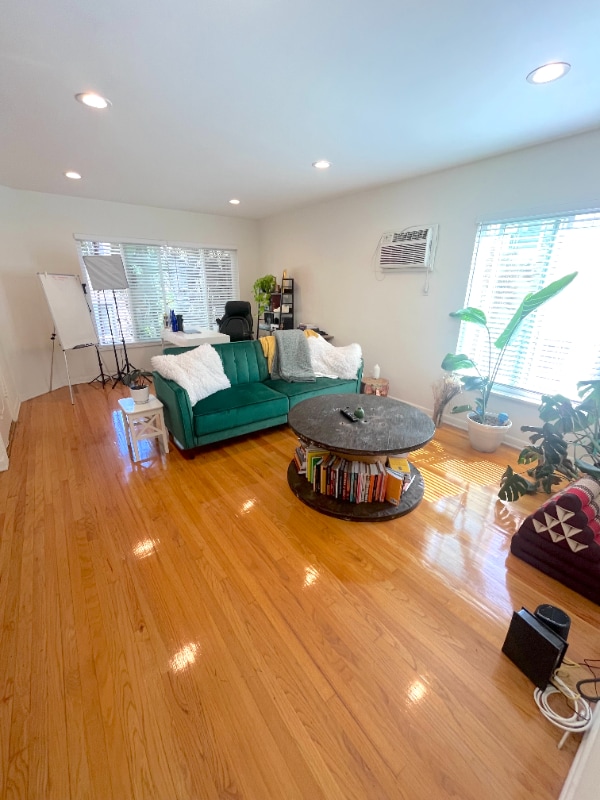 Photo - 1415 N Harper Ave Unit 2