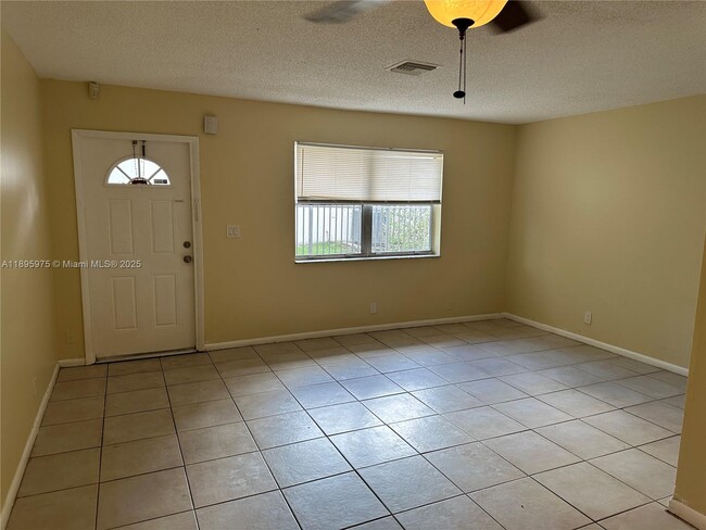 Photo - 5315 NW 22nd St Unit 5315
