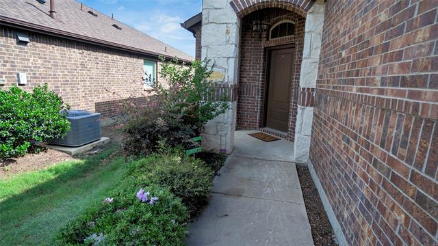Photo - 1520 Summit View Ln