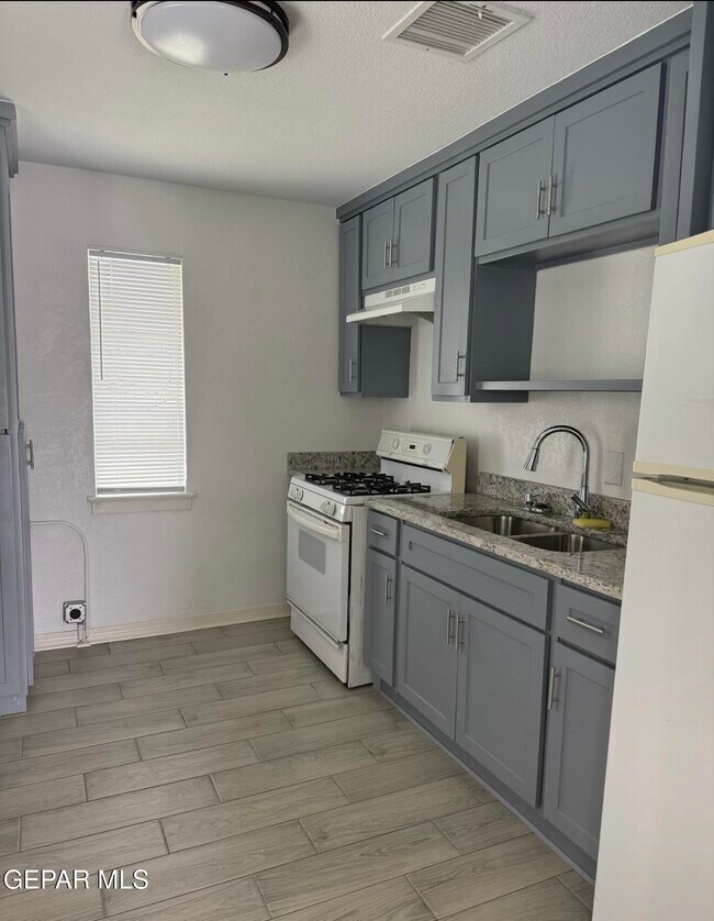 Photo - 1109 Huckleberry St