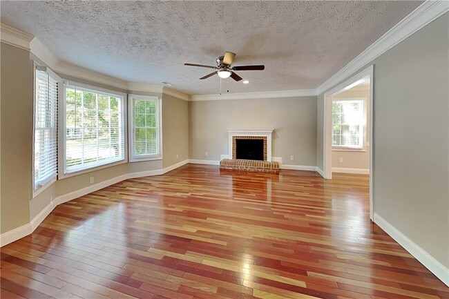 Photo - 2406 Southern Oak Dr SW