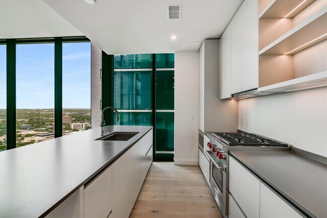 Photo - 610 Davis St Unit 2705